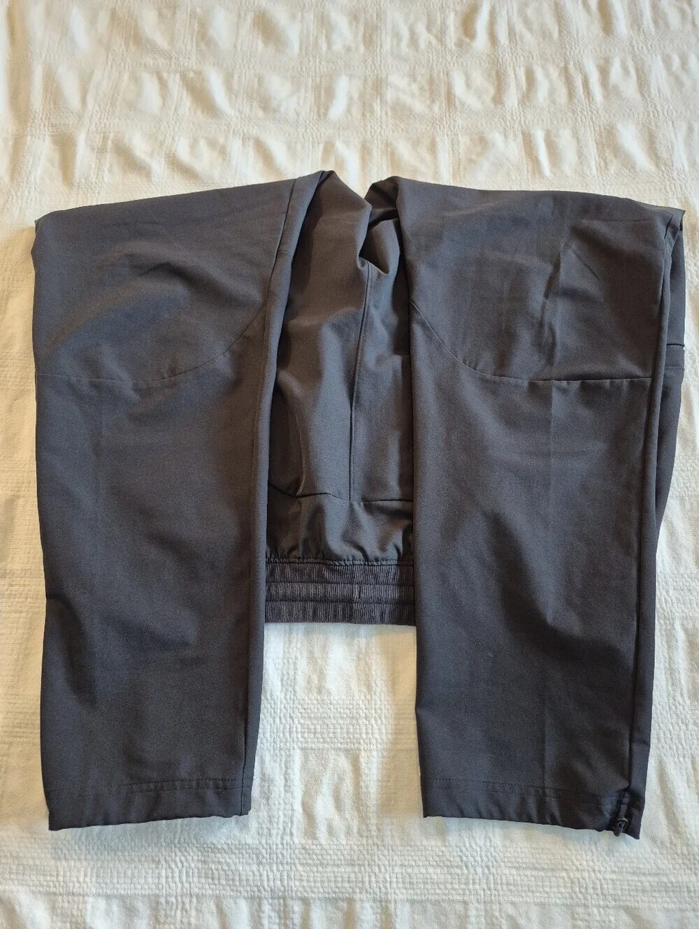 Under Armour men's black jogging athletic pants 40 x 33 all tags removed VGUC - Picture 3 of 7